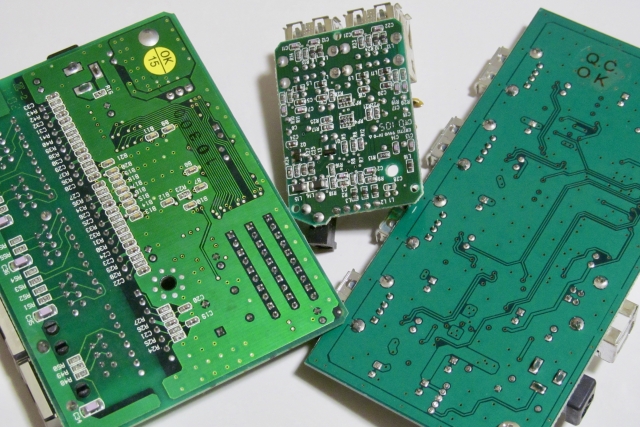 様々な種類のプリント基板 - プリント基板（PCB）の設計・製造・実装は「ニソール」